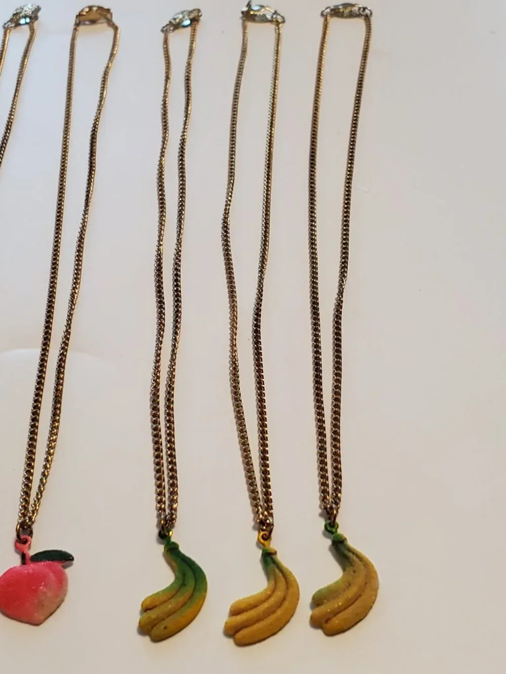 6 Necklaces, items # A 1870-1875, . wt. 19 grams. - Picture 4 of 11